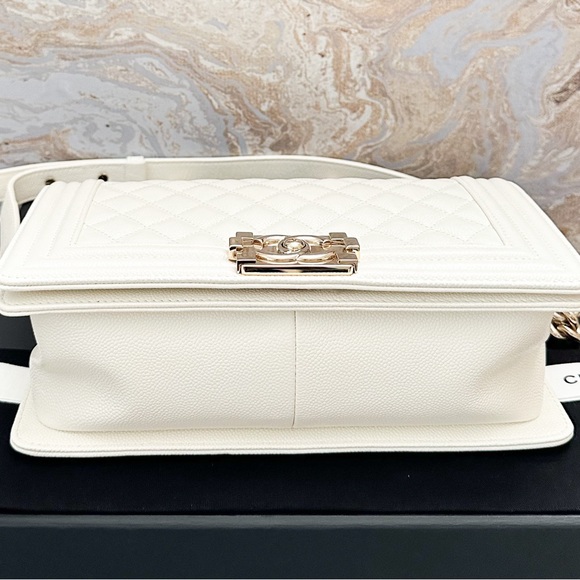 Chanel Caviar Quilted Medium Boy Leather Chain Flap Bag - Picture 8 of 16